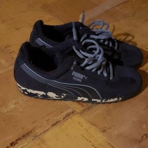 Men Puma sneakers
